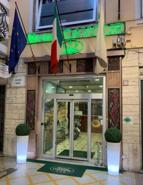 Гостиница Hotel Cavour  Рапалло